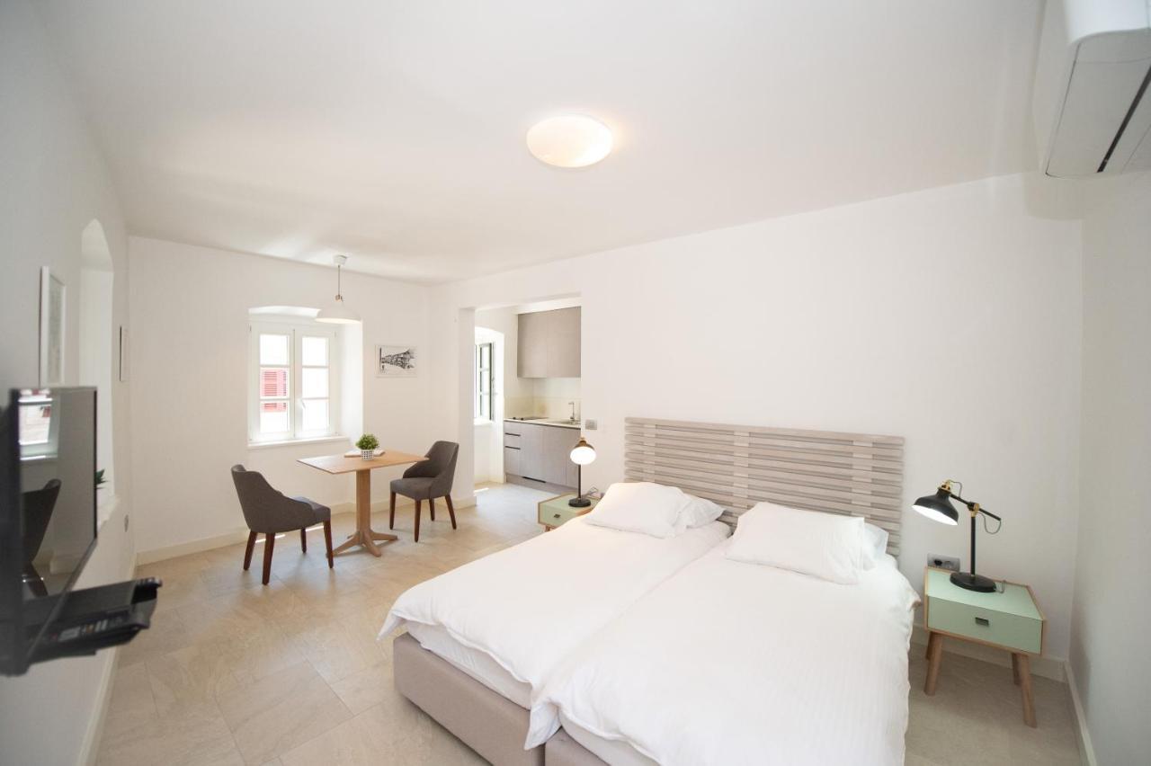 Katareo Apartments Kotor Buitenkant foto