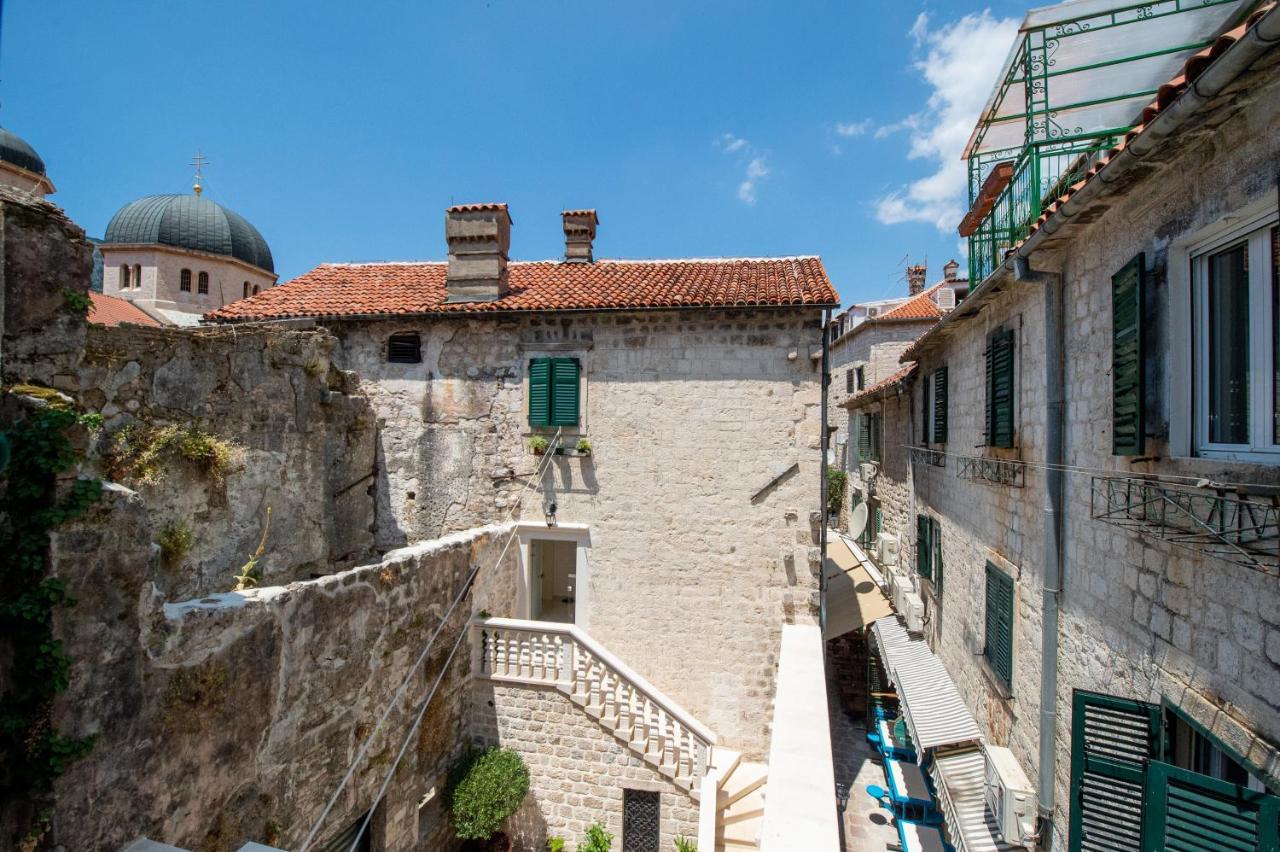 Katareo Apartments Kotor Buitenkant foto